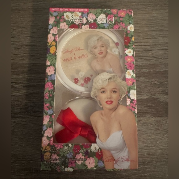 Wet n Wild Marylin Monroe Highlighter - Picture 1 of 1
